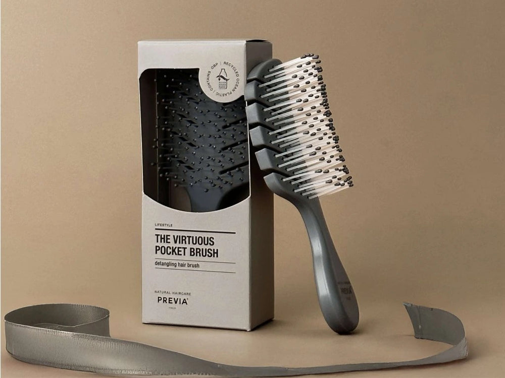 Virtuous - Detangling Pocket Hair Brush Lifestyle Image 